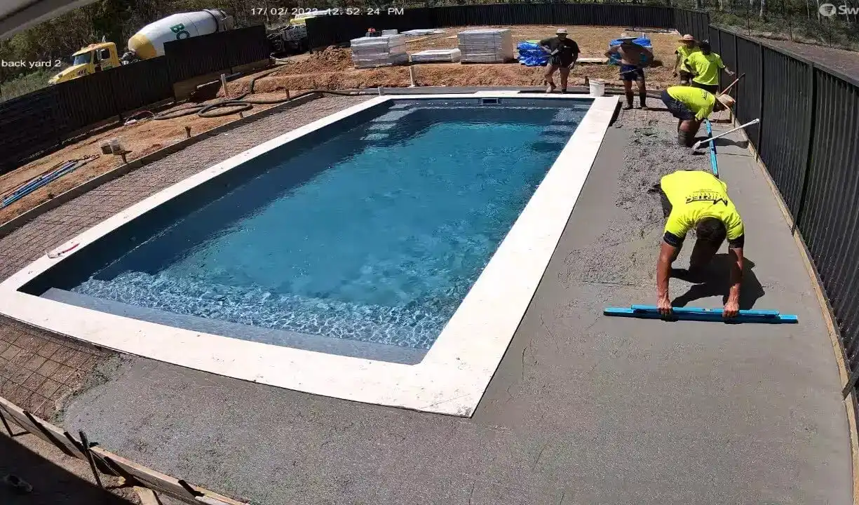 Réalisation de deux piscines complètes